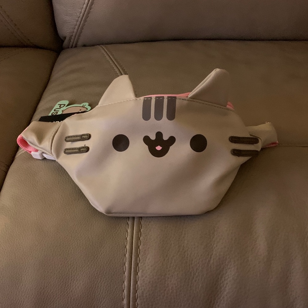 NWT Pusheen Fanny Pack